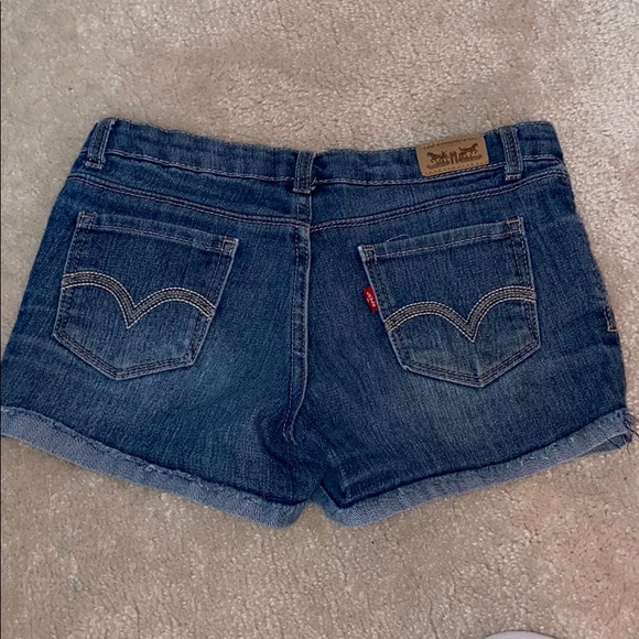 Levi shorty shorts - Picture 2 of 4